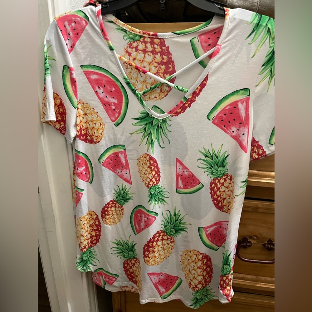 Fruit theme v-neck